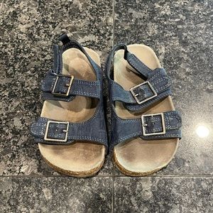 Kids OshKosh Blue Buckle Sandals Size 10